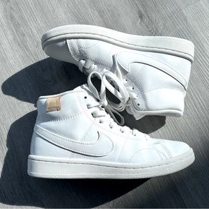 Nike Court Royale 2 Mid Sneaker